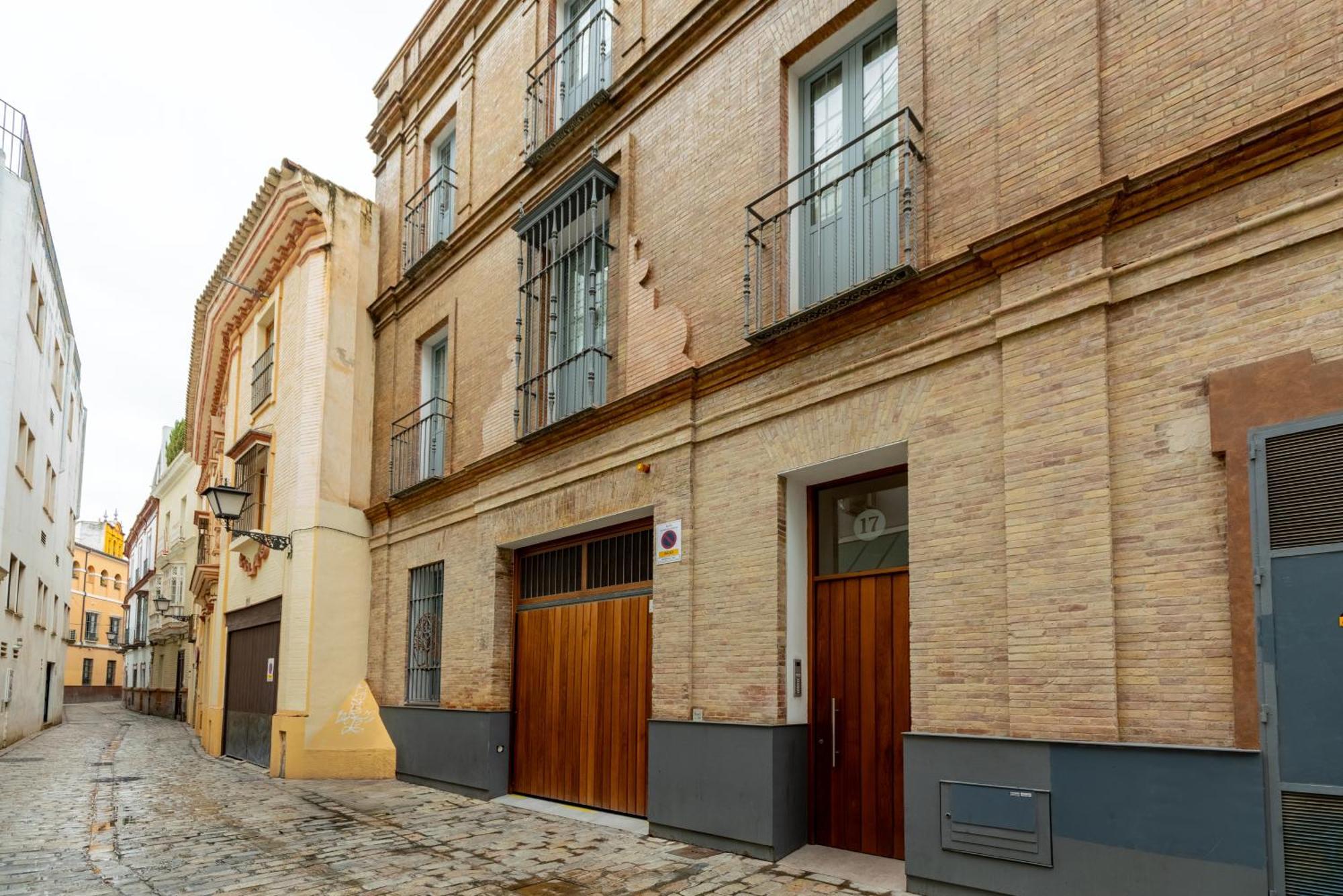 Komodo Goyeneta - Duplex With Pool & Patio. Apartamento Sevilla